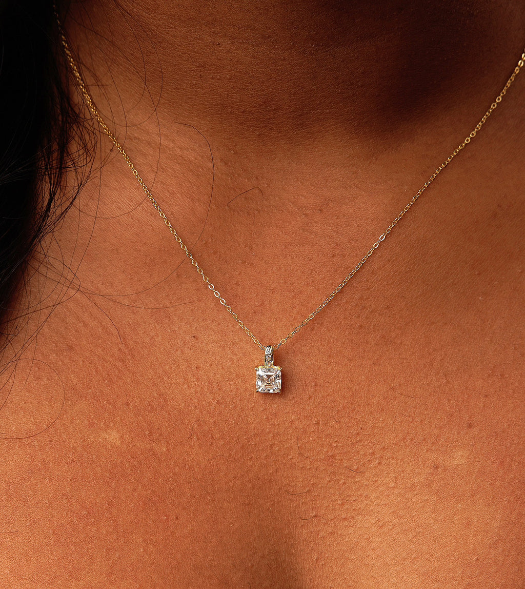 Bluff Pendant